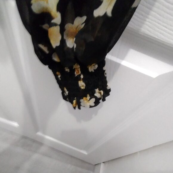 O.P.T. Floral Ruffle Neck Blouse Large Black Sheer Long Sleeve Romantic Top - Picture 8 of 15